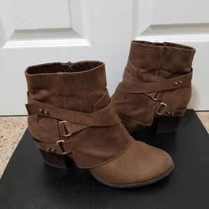 Fergalicious, Fashion Boot, Women's Size 12, Brown